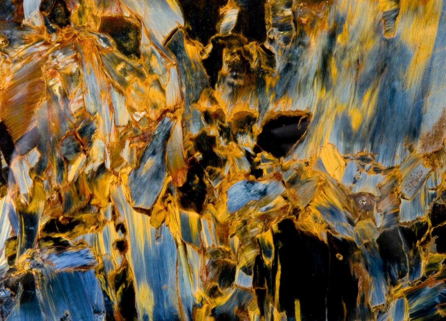 La Pietersite, Zoom !