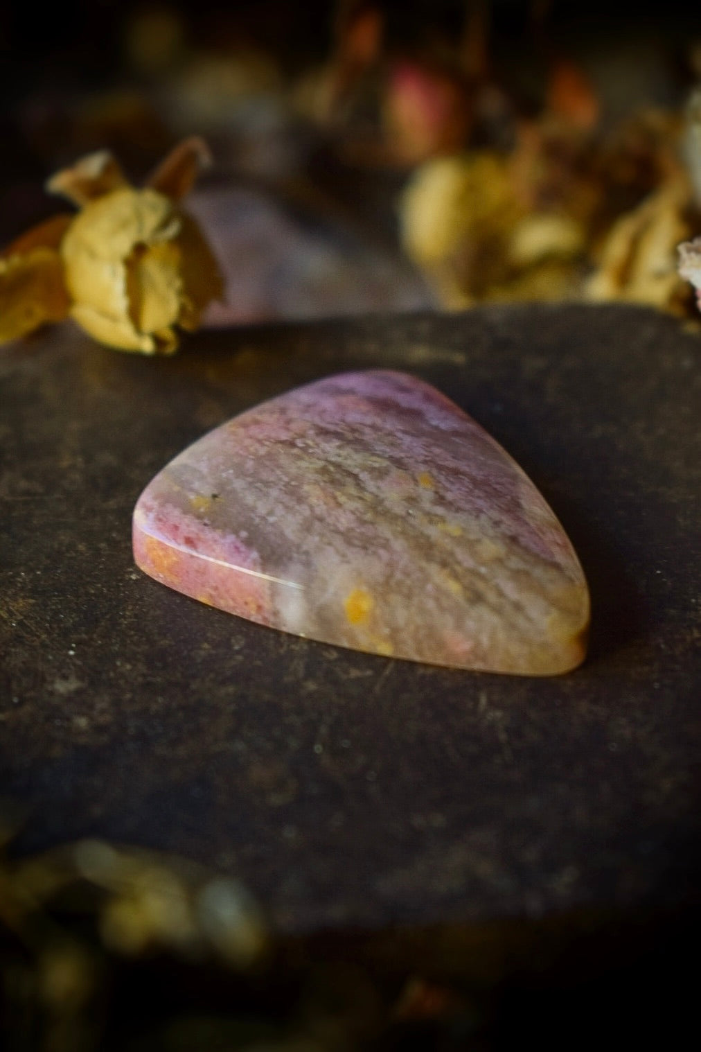 Cabochon Rhodonite - Mont Viso