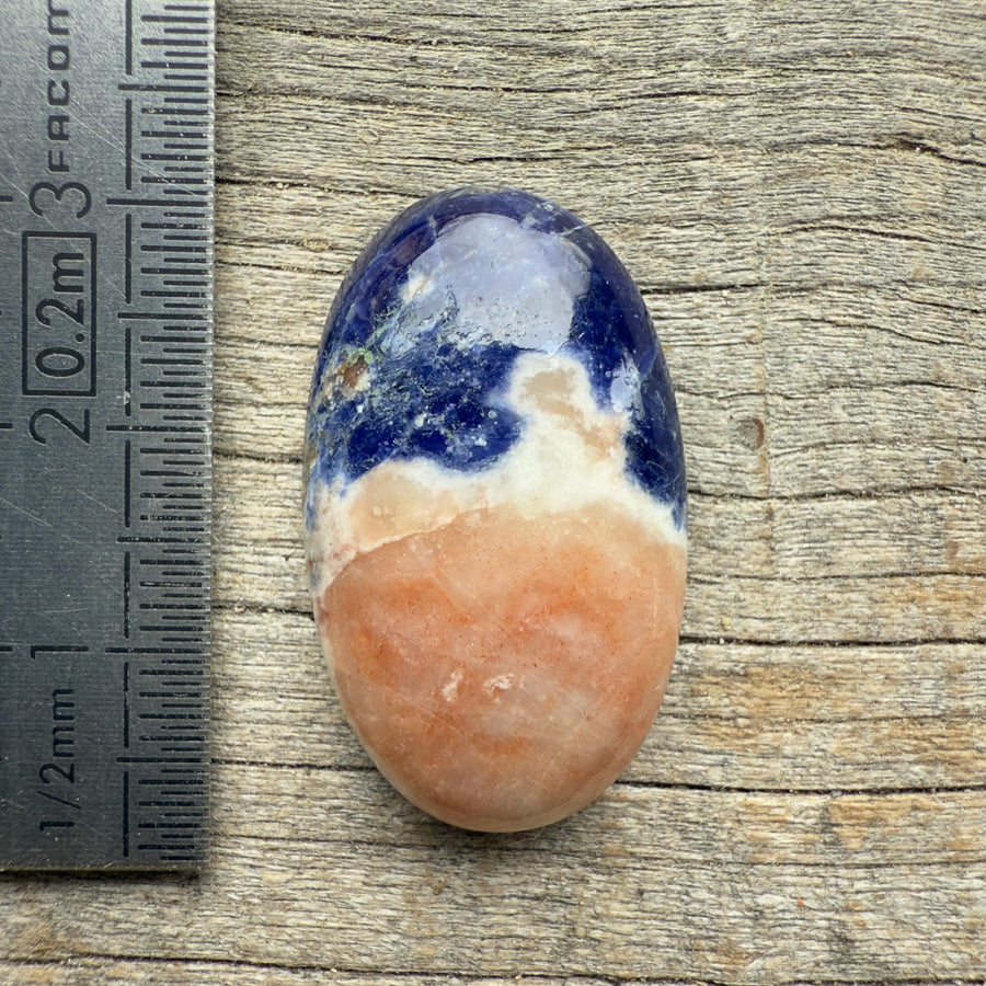 Cabochon Sodalite Cancrinite