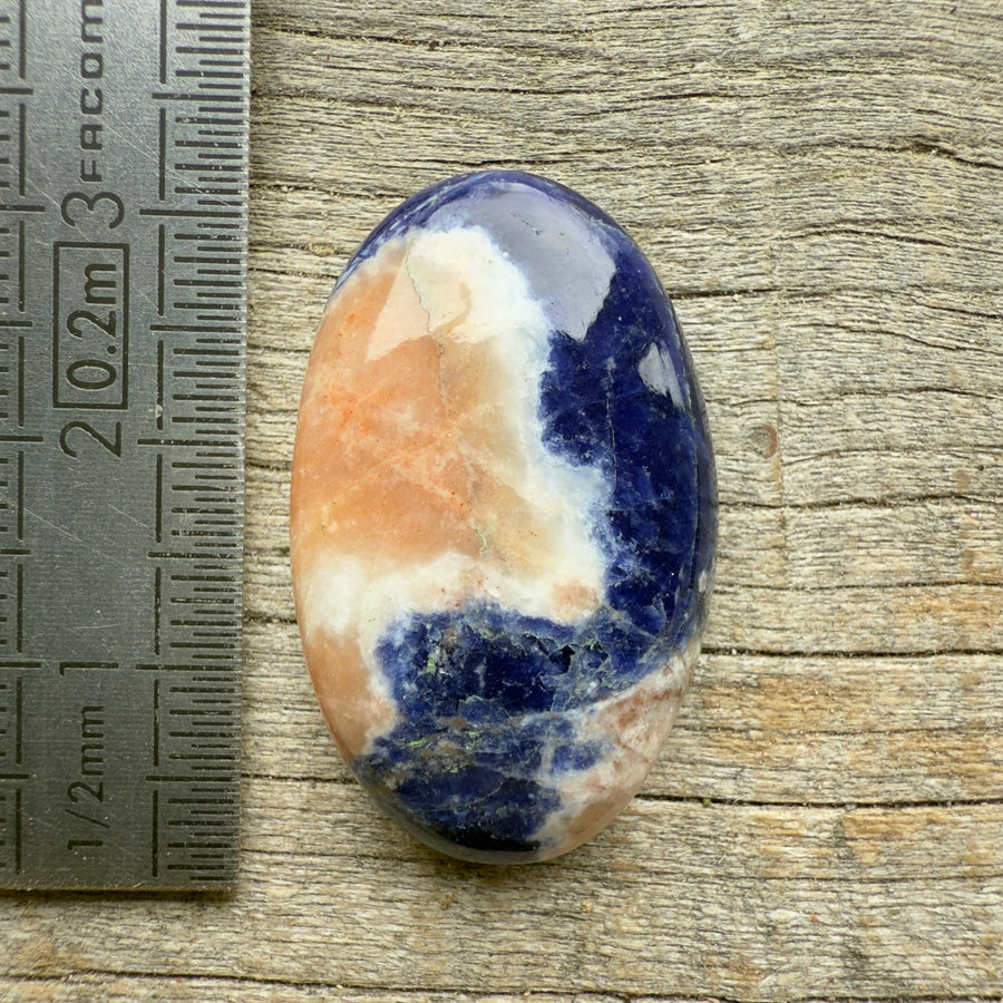 Cabochon Sodalite Cancrinite