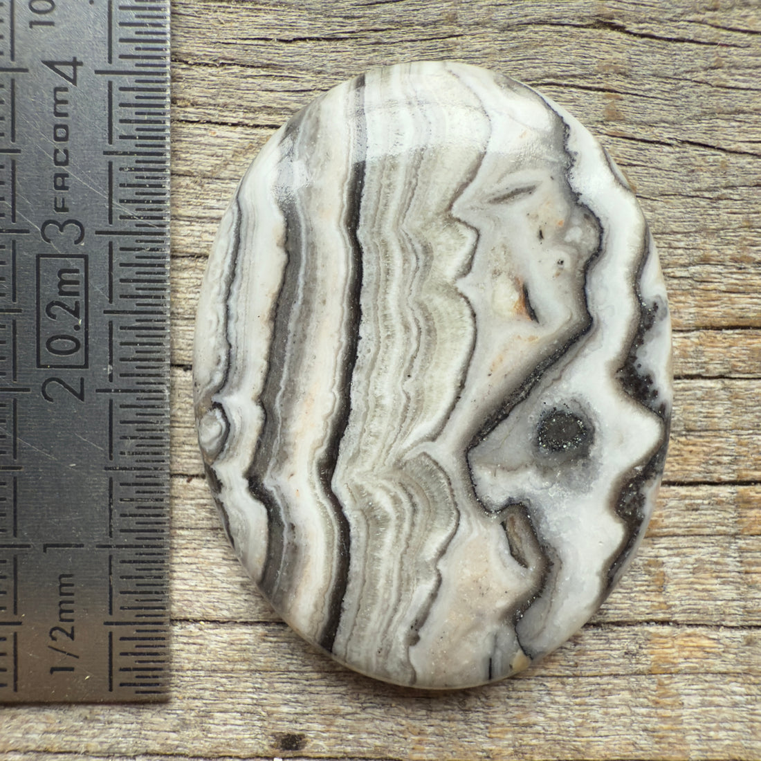 Cabochon Calcite Zebre