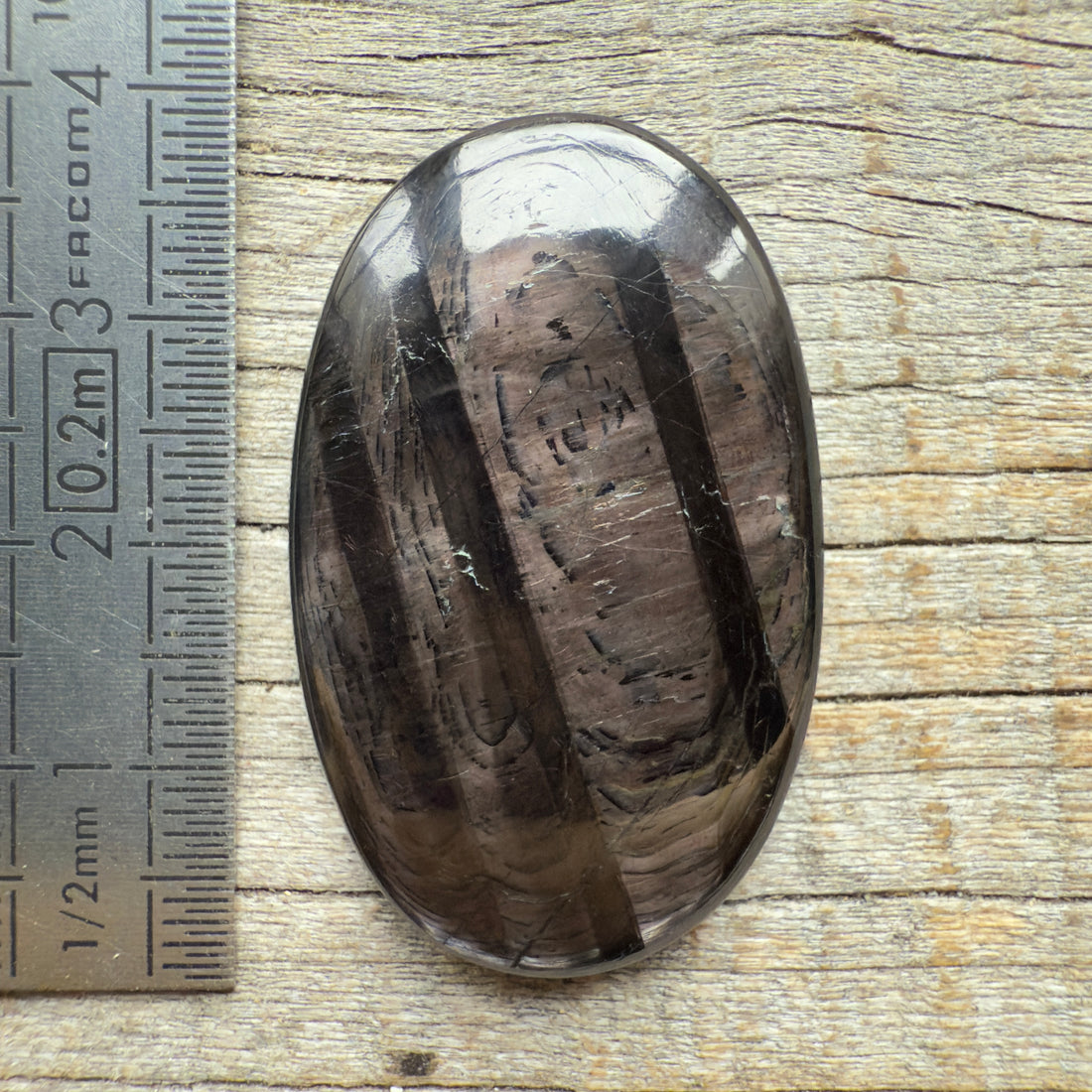 Cabochon Hypersthène