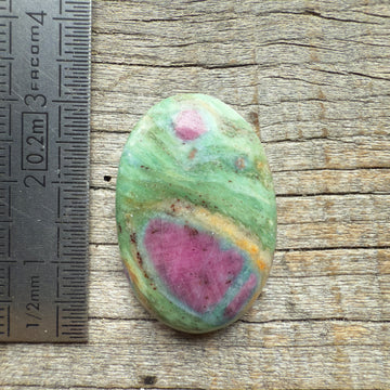 Cabochon Rubis Fuschite