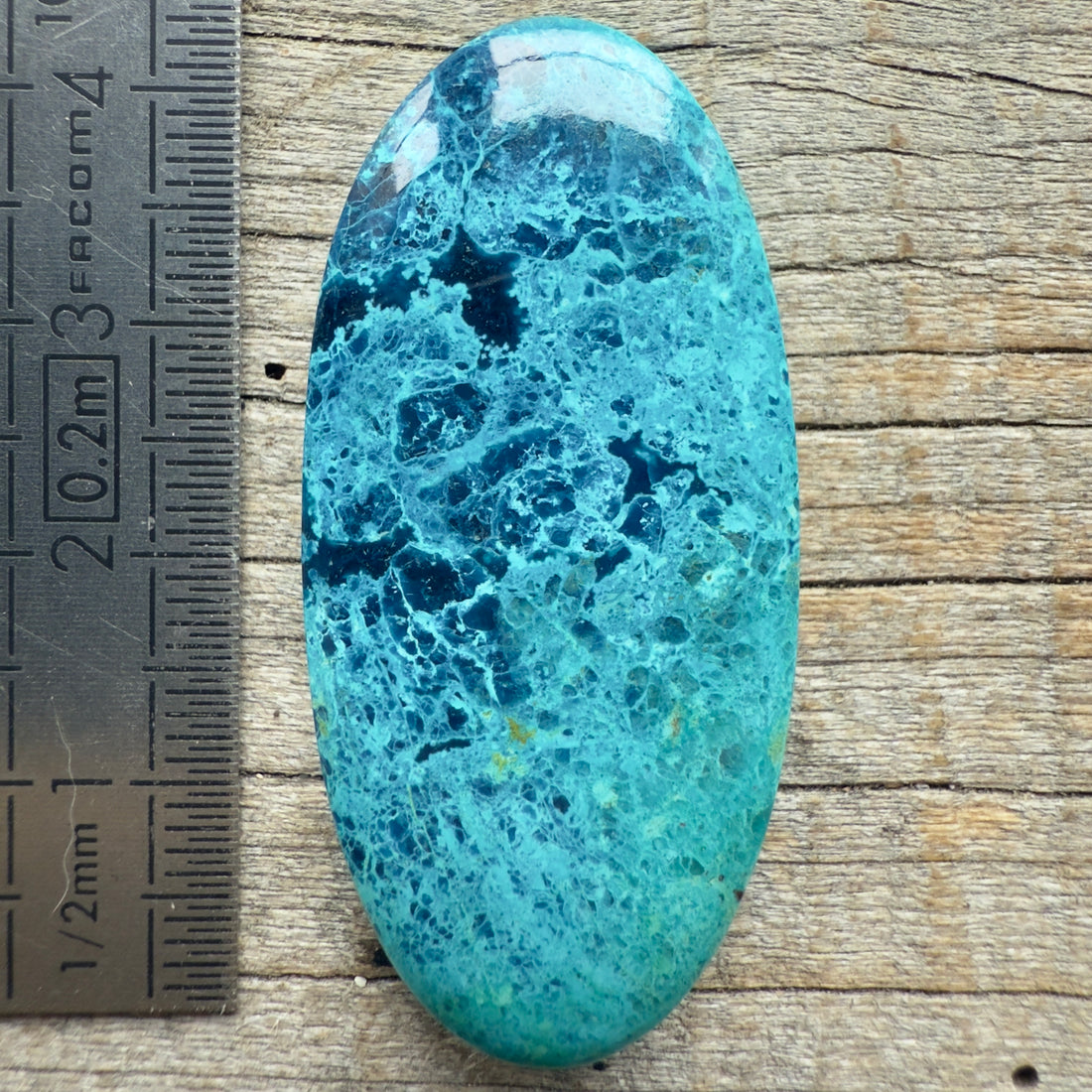 Cabochon Shattuckite