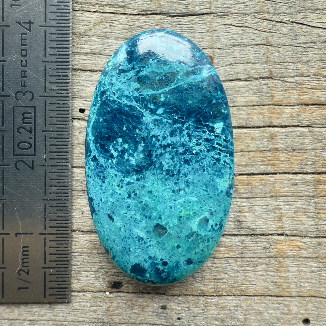 Cabochon Shattuckite