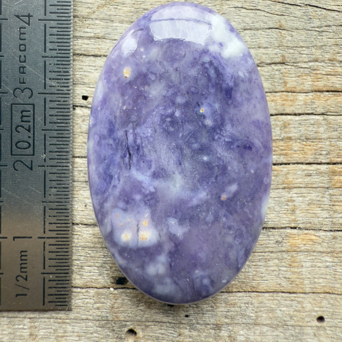 Cabochon Opale Morado / Tiffany Stone