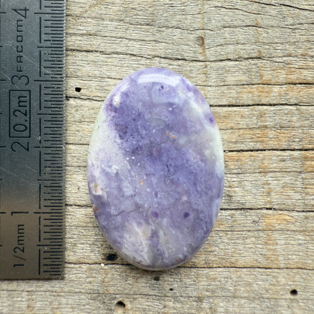 Cabochon Opale Morado / Tiffany Stone