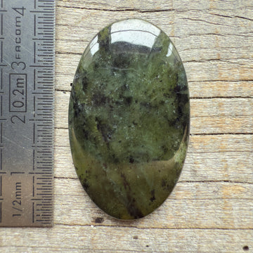 Cabochon Jade Nephrite