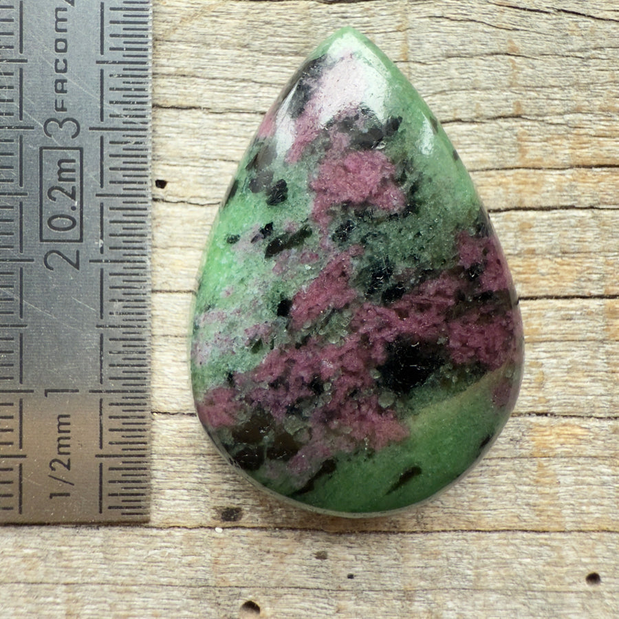 Cabochon Rubis Zoisite