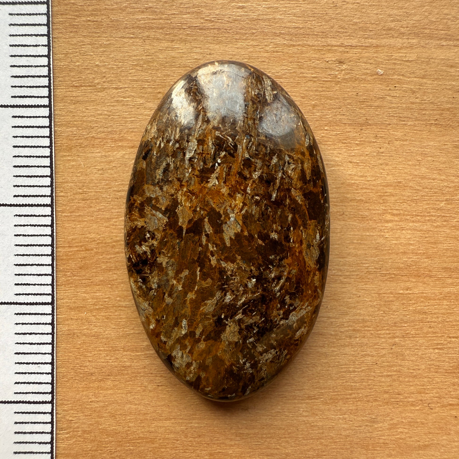 Cabochon Bronzite