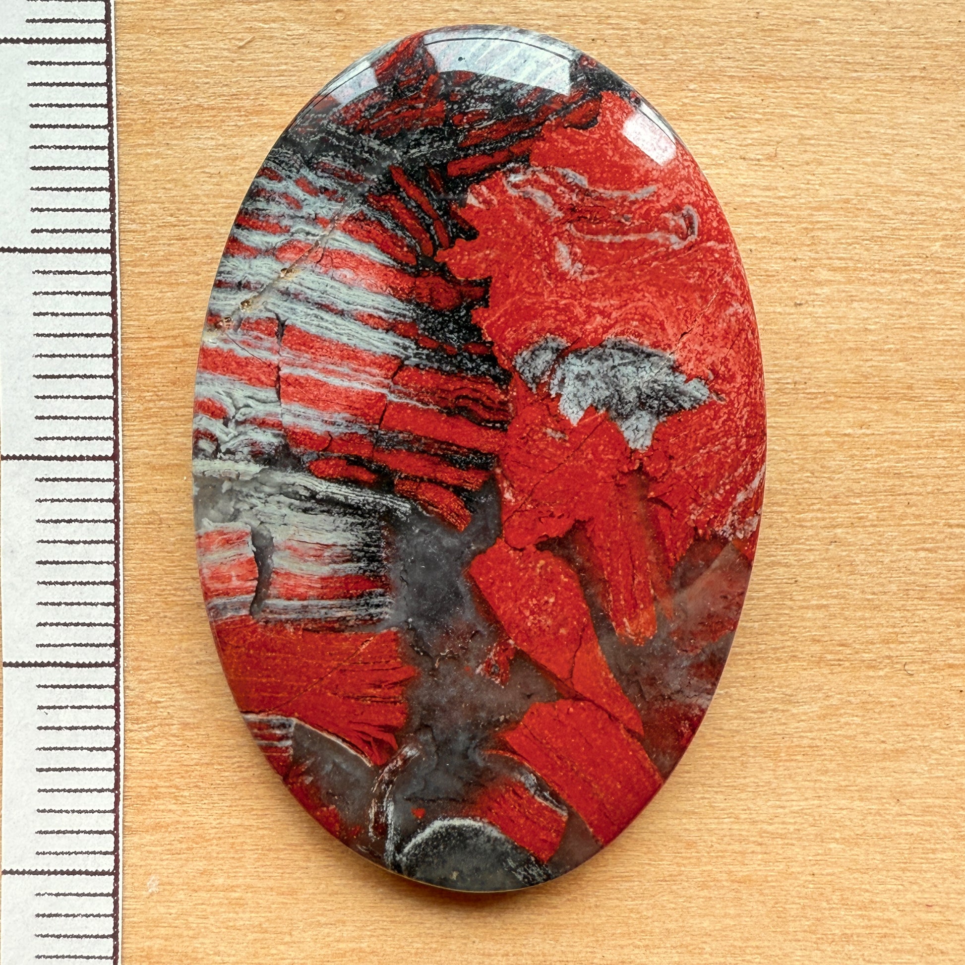 Cabochon Jaspe Rouge Peau de Serpent