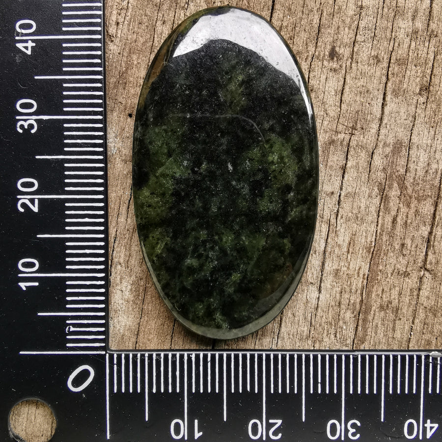 Cabochon Jade Nephrite