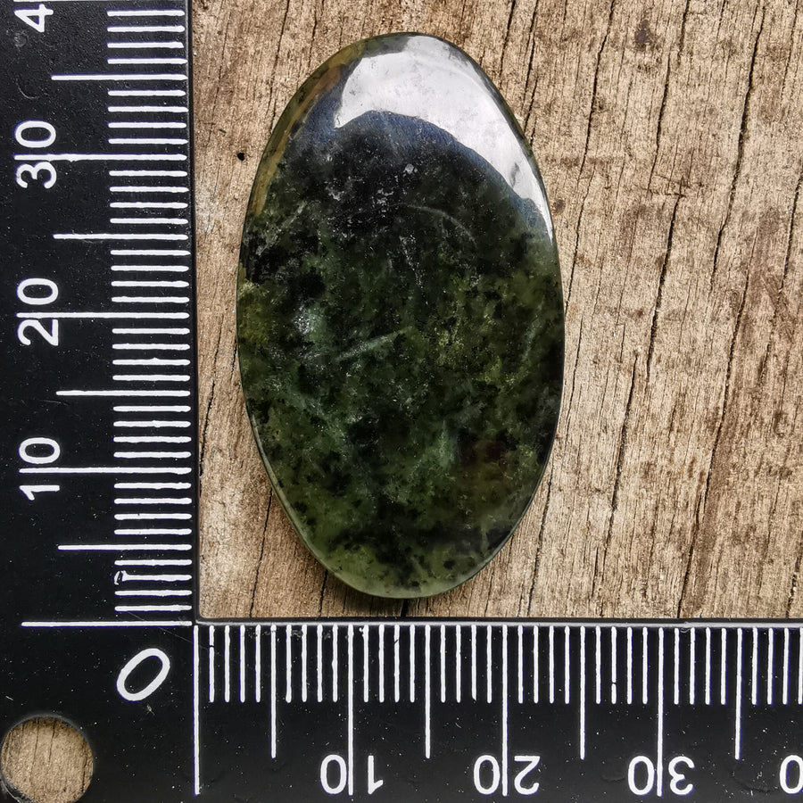 Cabochon Jade Nephrite