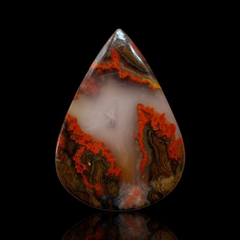Cabochon Agate Seam