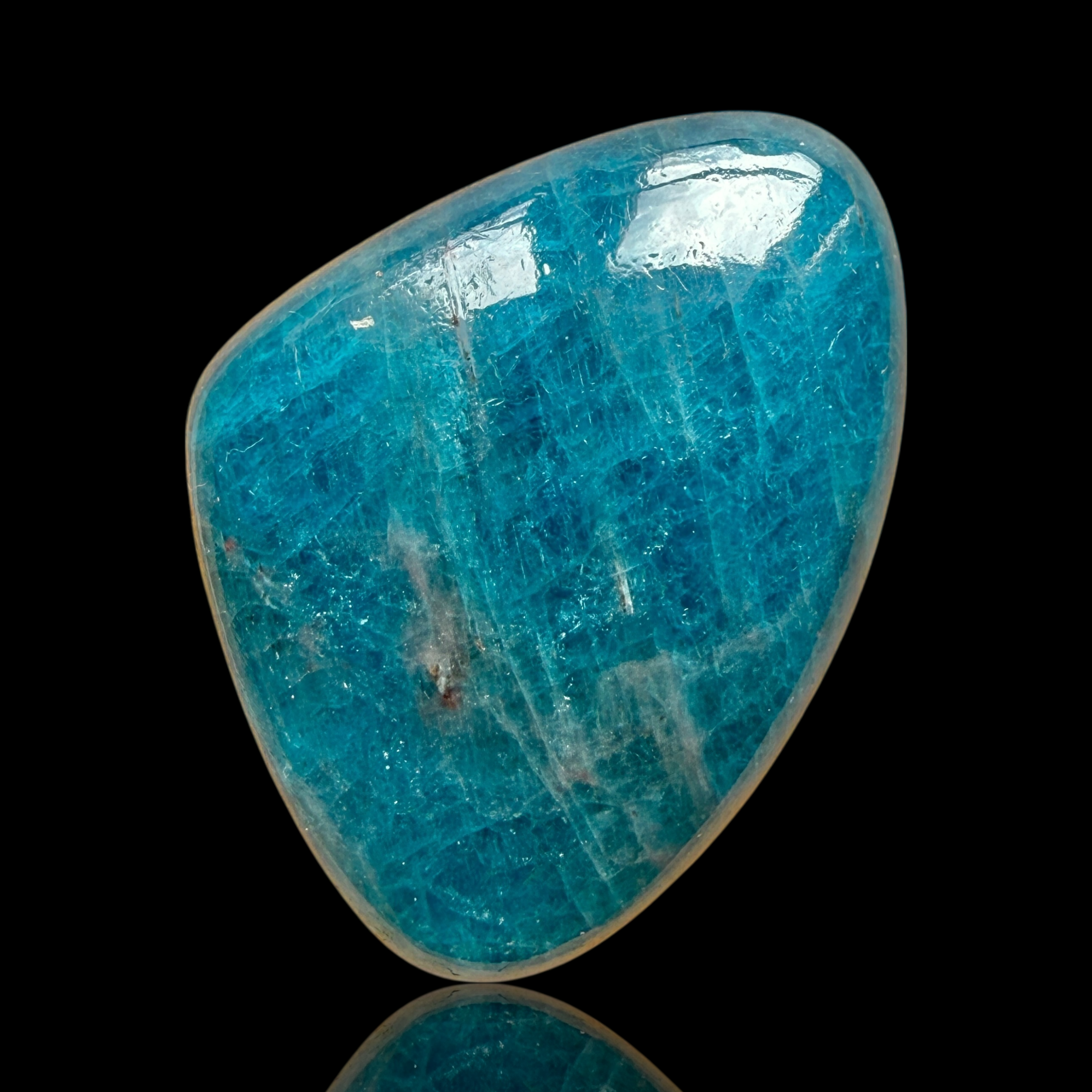 Cabochon Apatite
