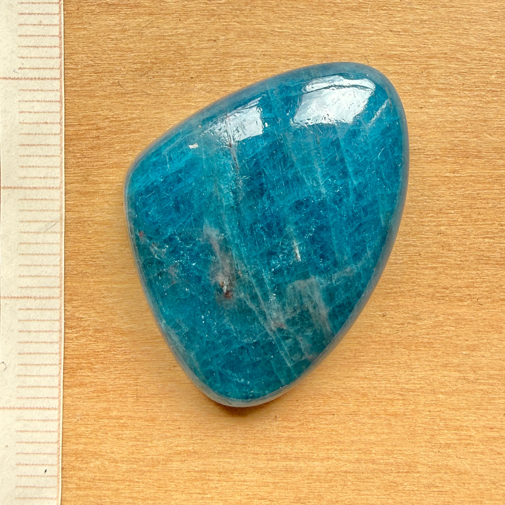 Cabochon Apatite
