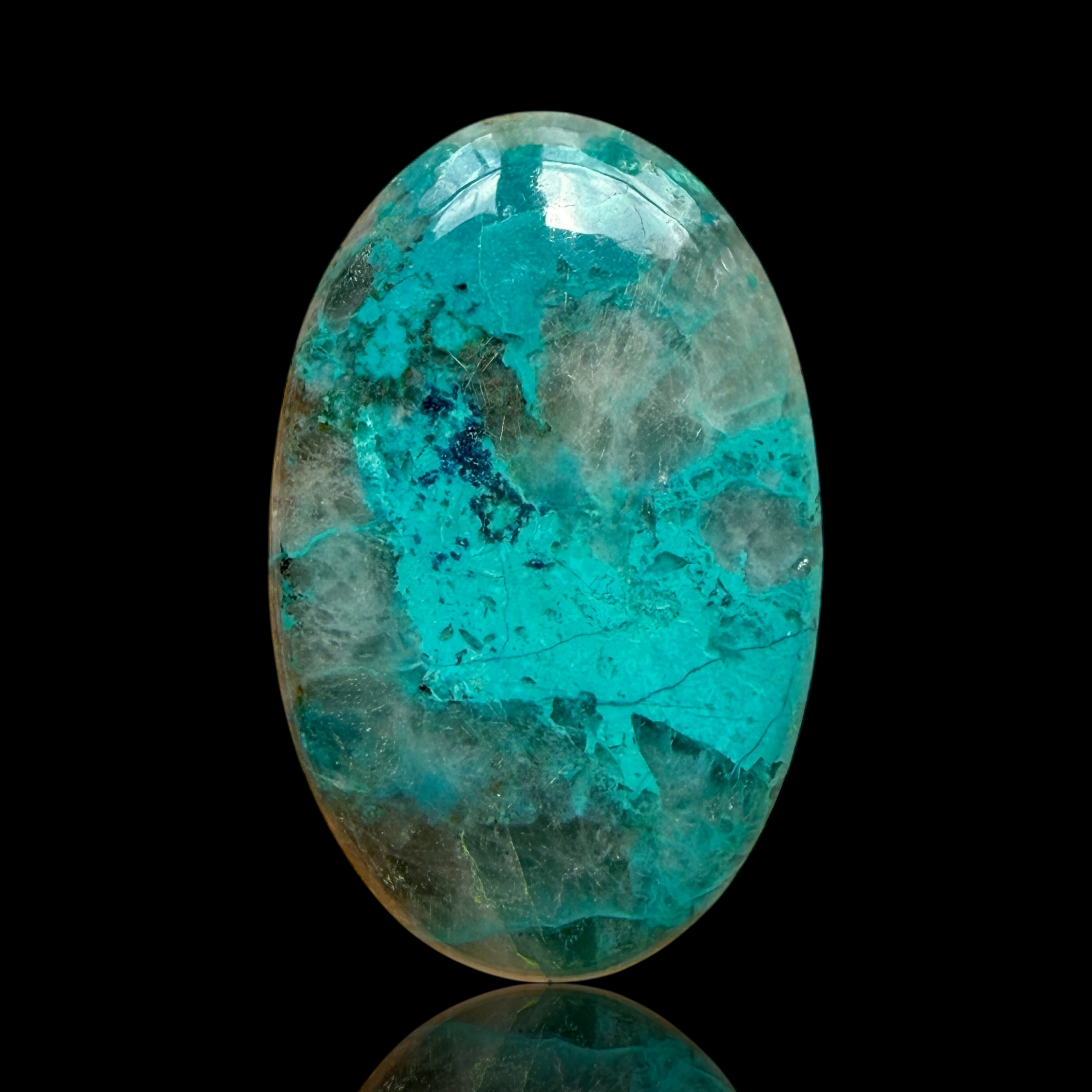 Cabochon Shattuckite