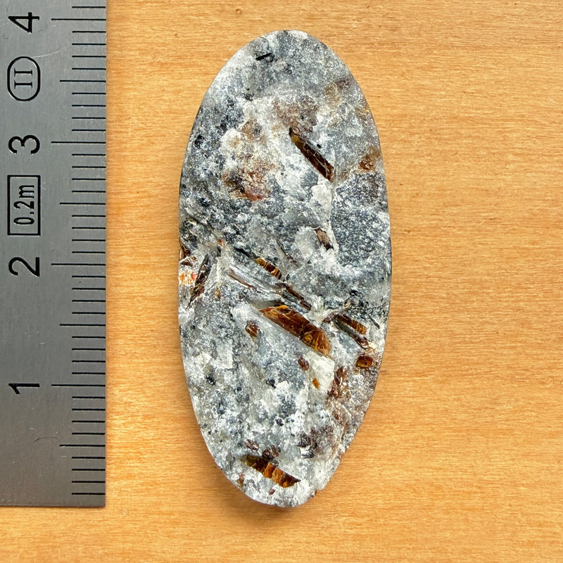 Cabochon Astrophyllite face Brute