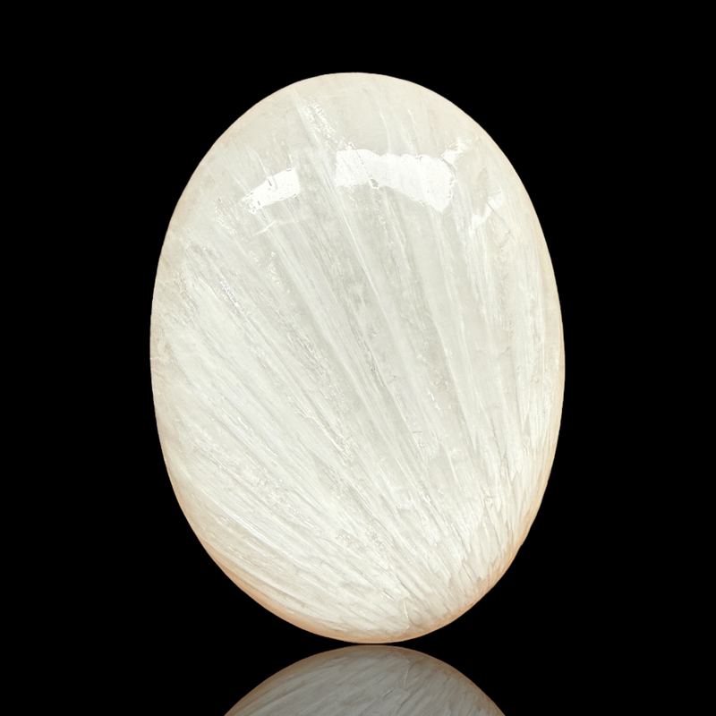 Cabochon Scolecite