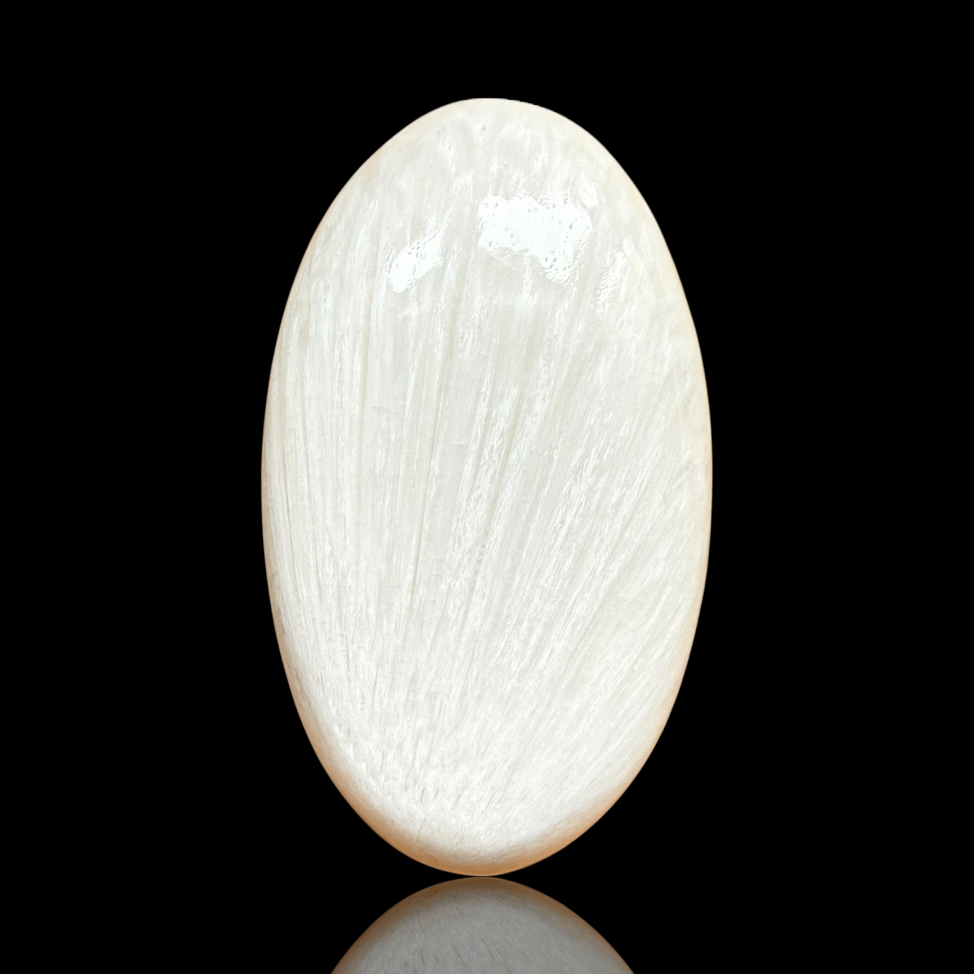 Cabochon Scolecite