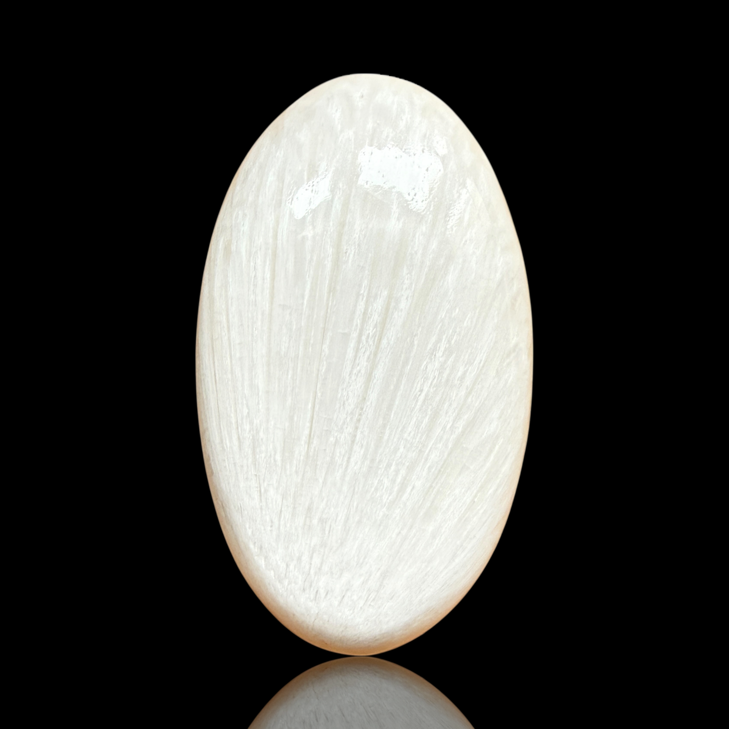 Cabochon Scolecite