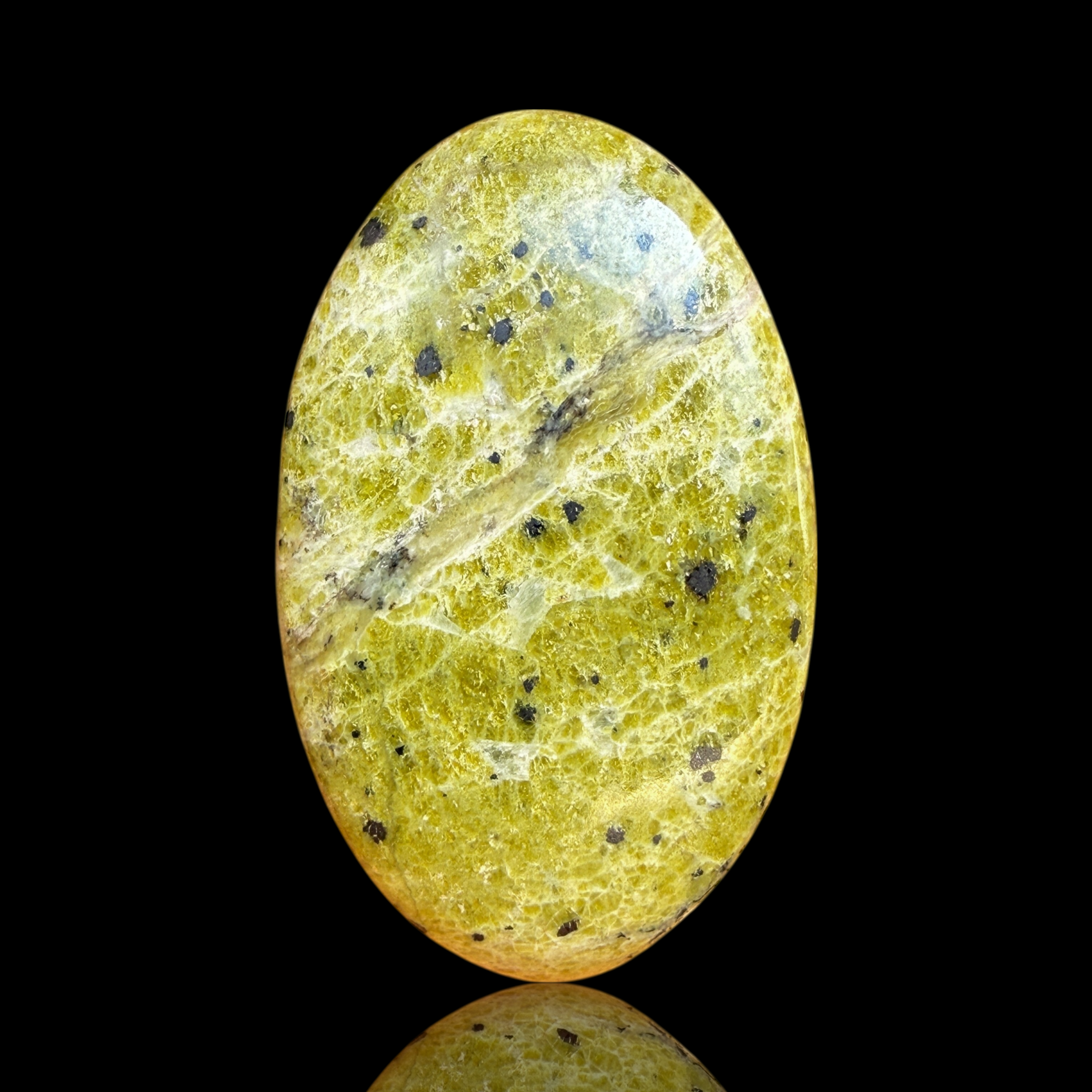 Cabochon Serpentine