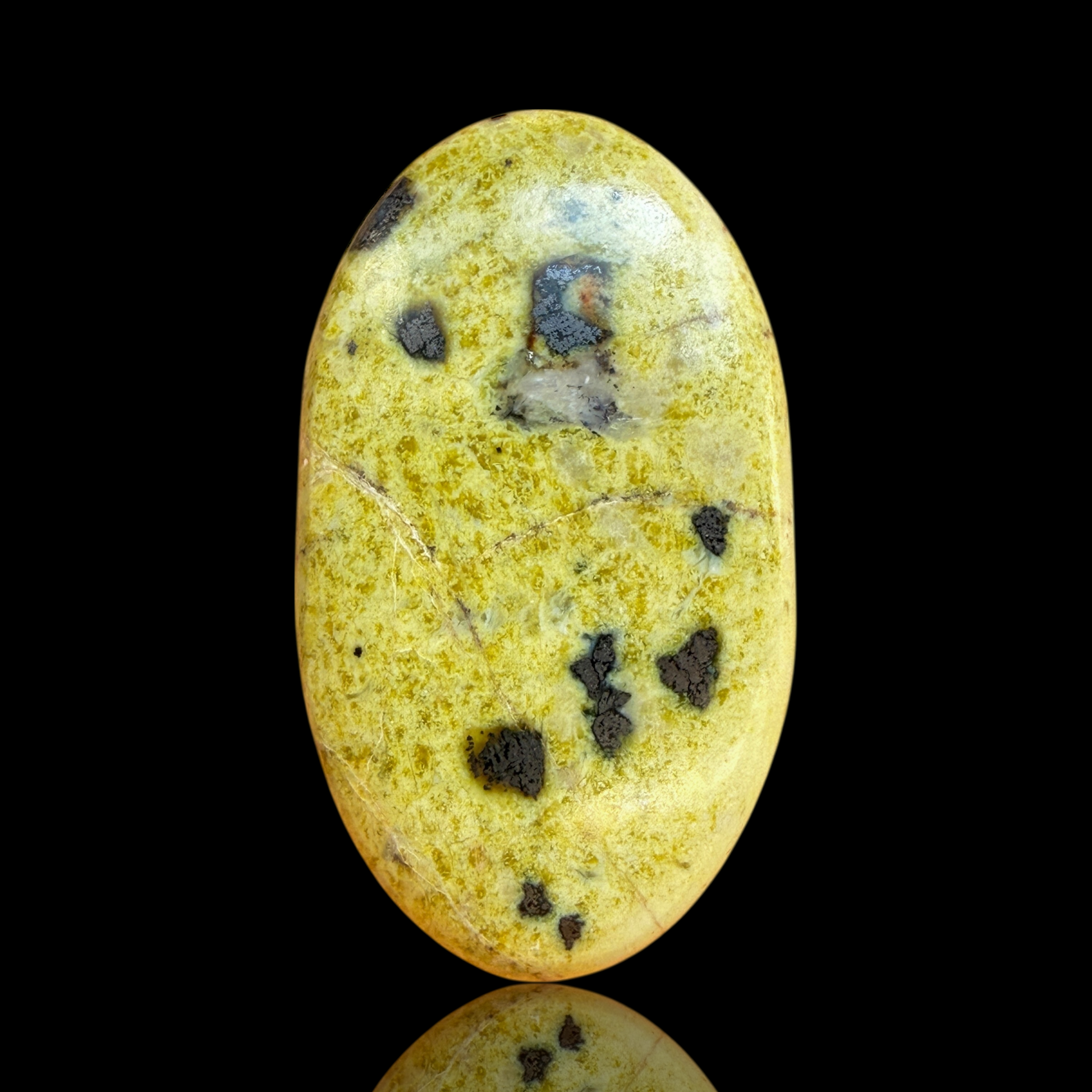 Cabochon Serpentine