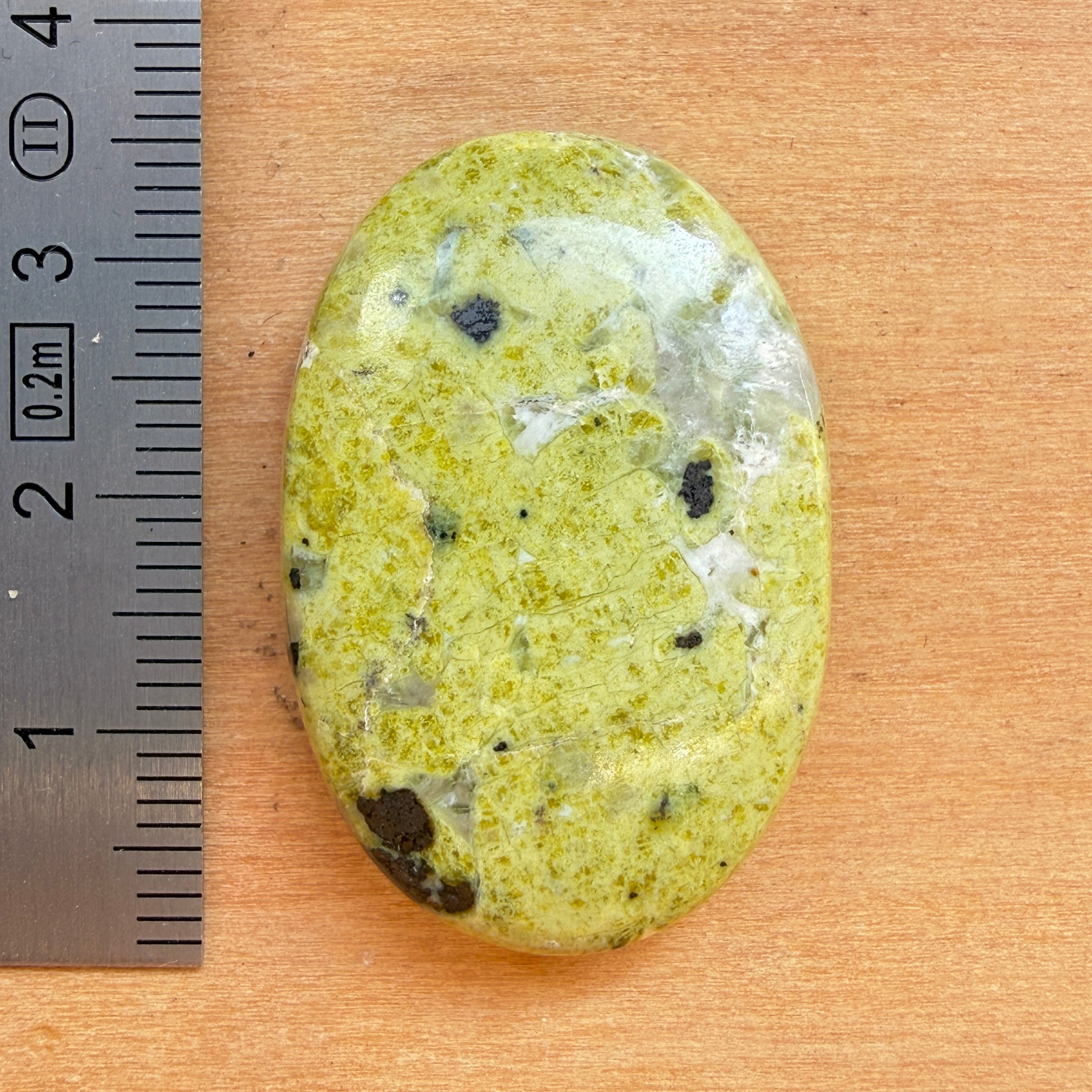 Cabochon Serpentine