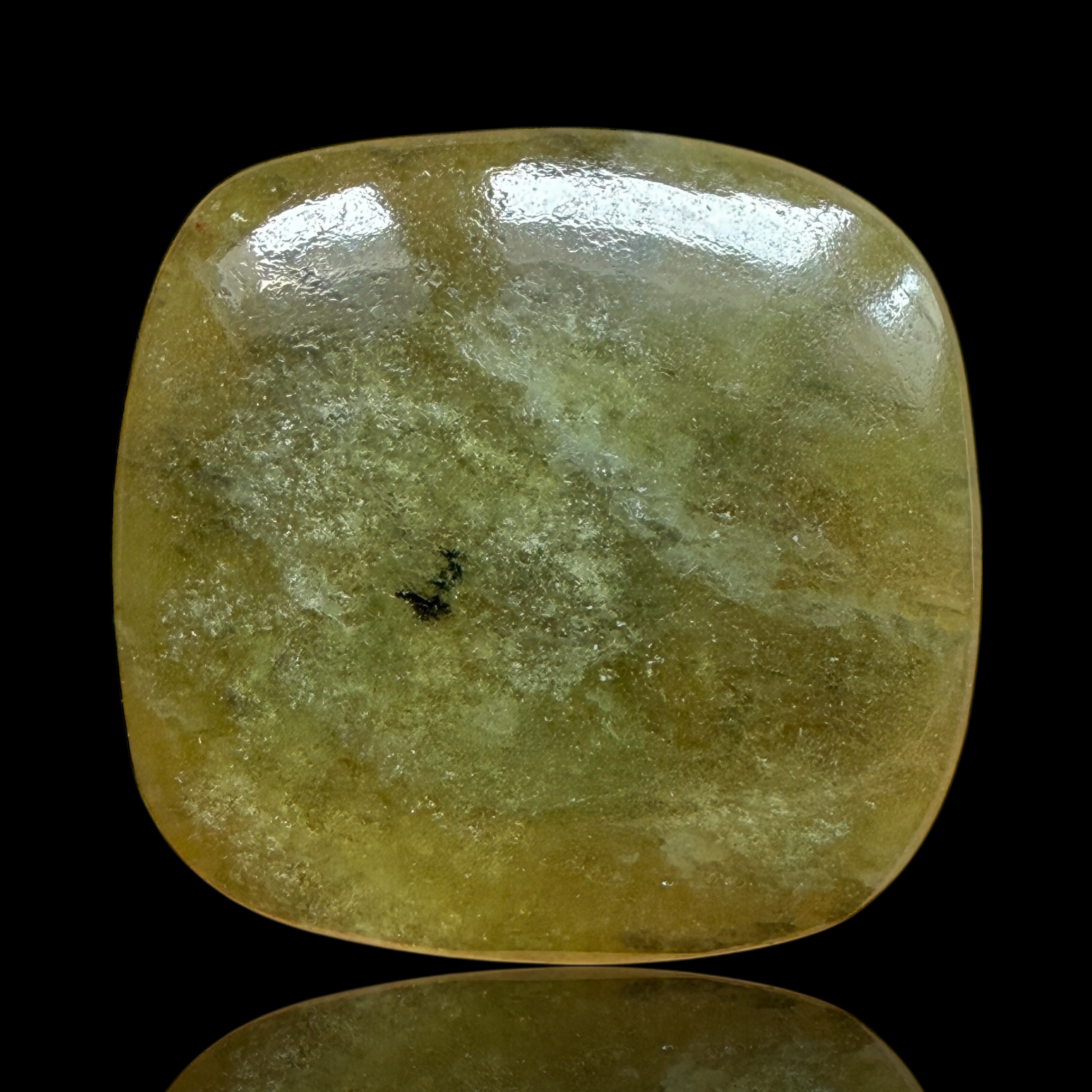 Cabochon Vésuvianite