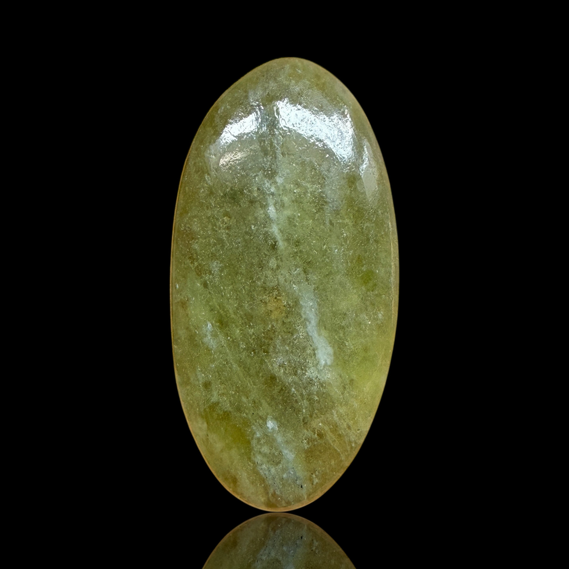Cabochon Vésuvianite
