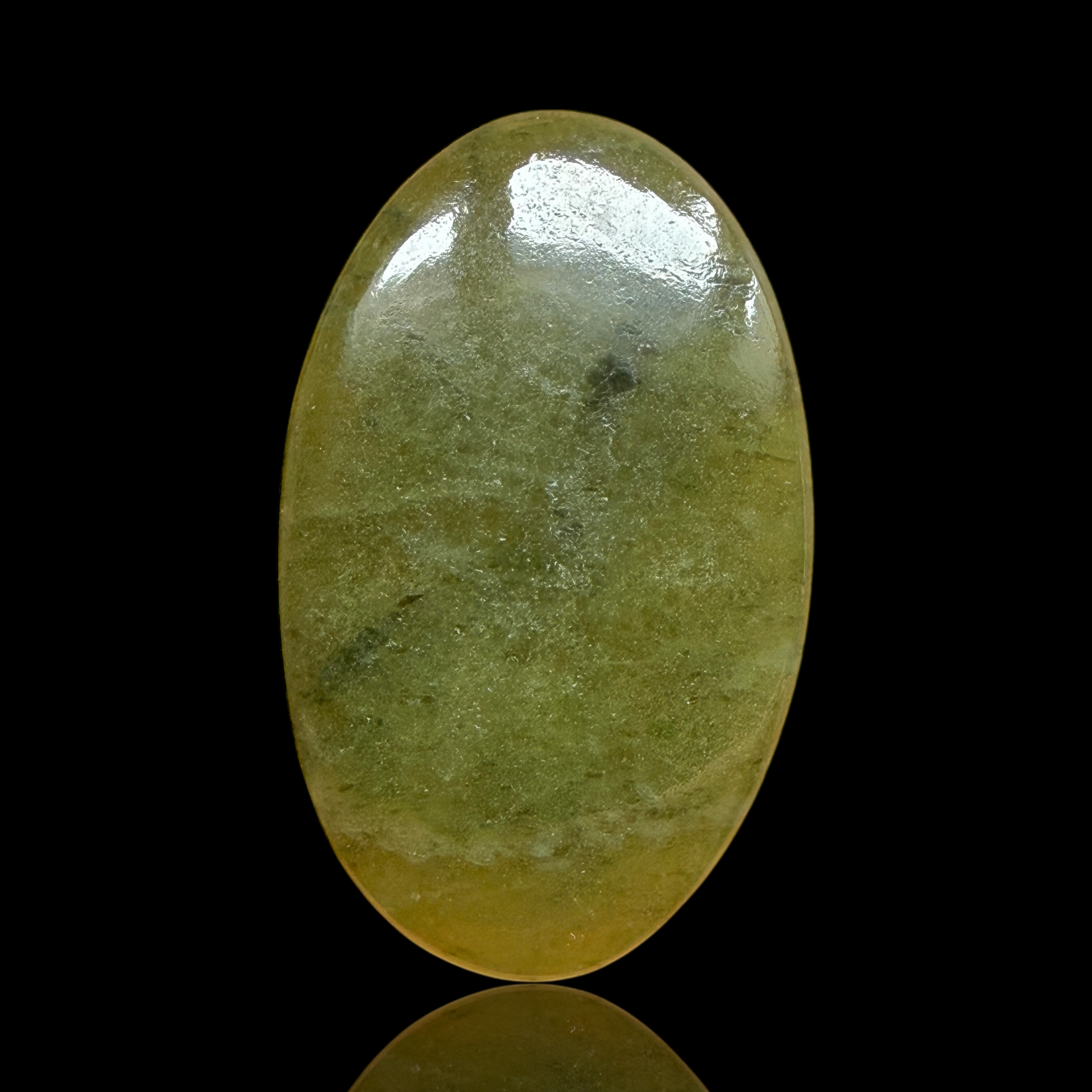 Cabochon Vésuvianite
