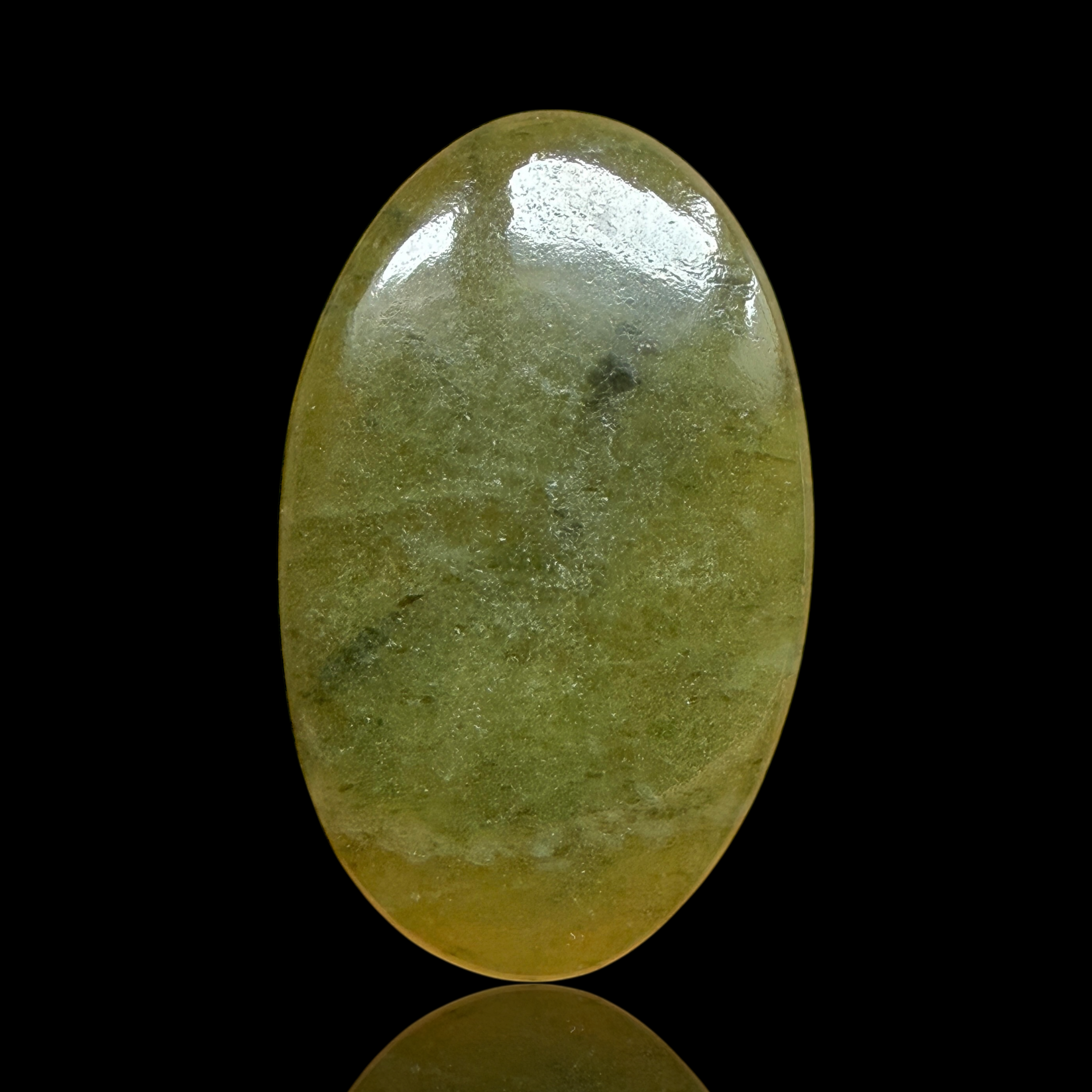 Cabochon Vésuvianite