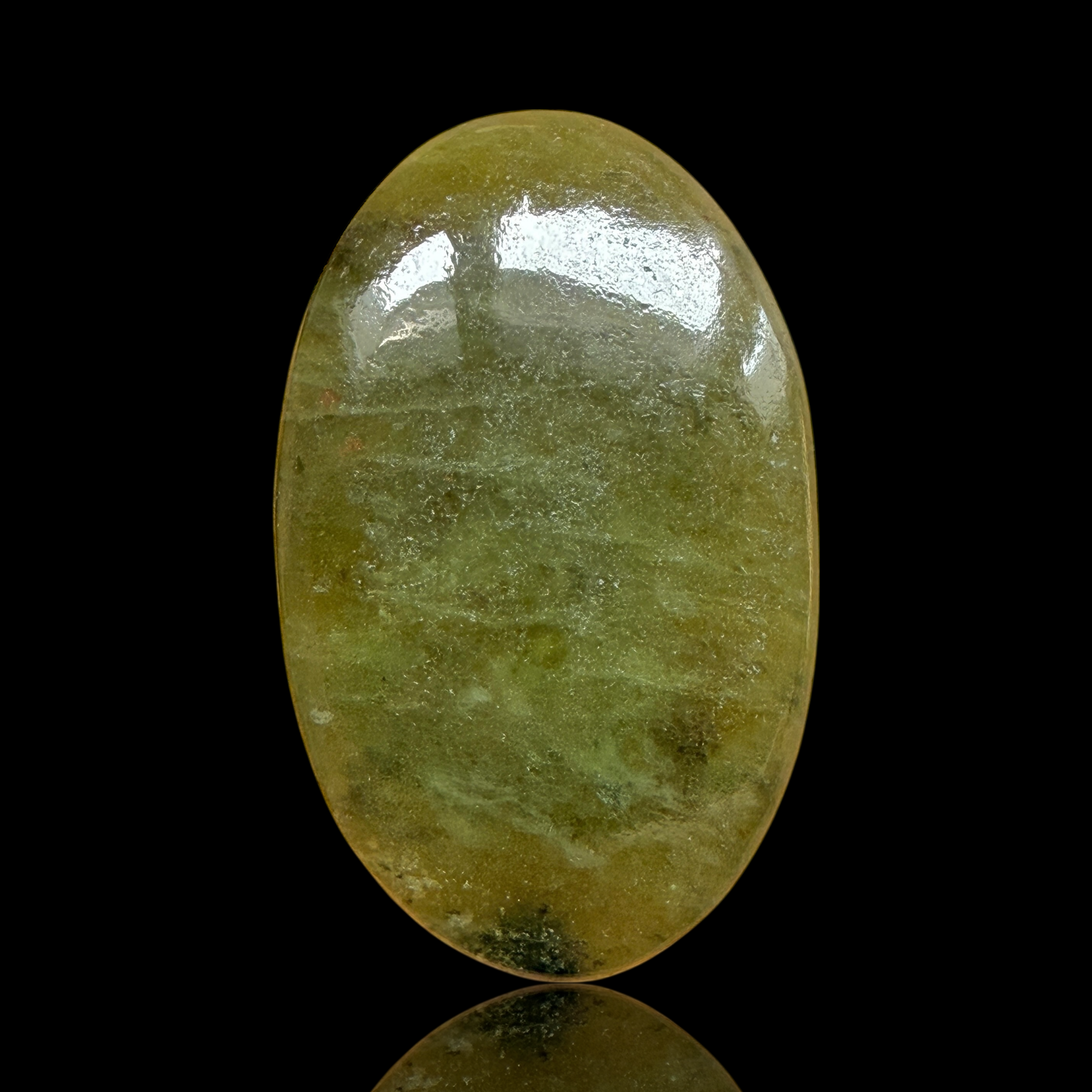 Cabochon Vésuvianite