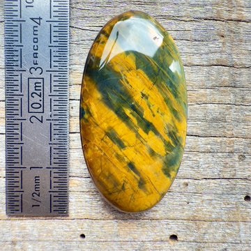 Cabochon Nellite