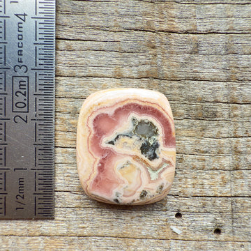 Cabochon Rhodochrosite