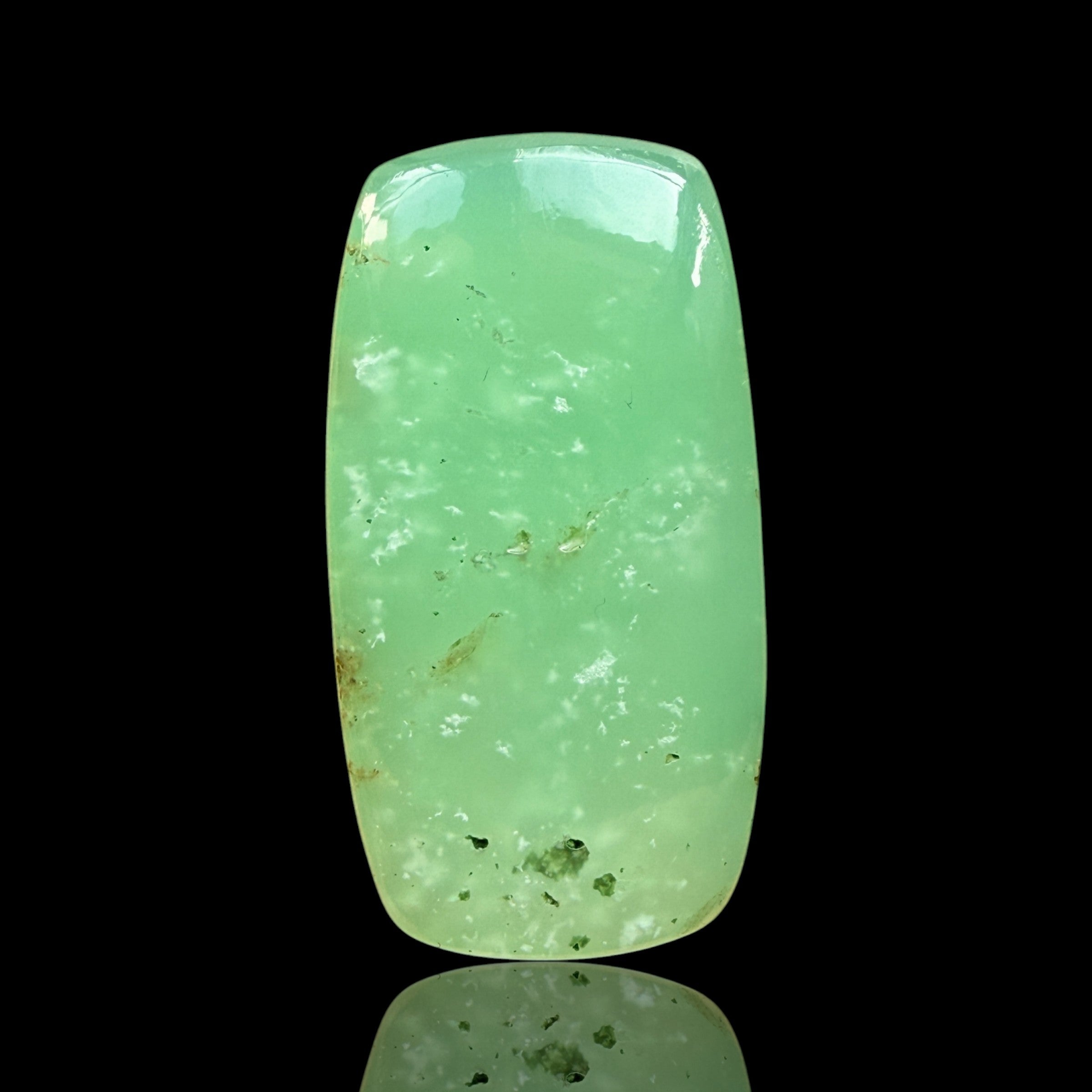 Cabochon Chrysoprase