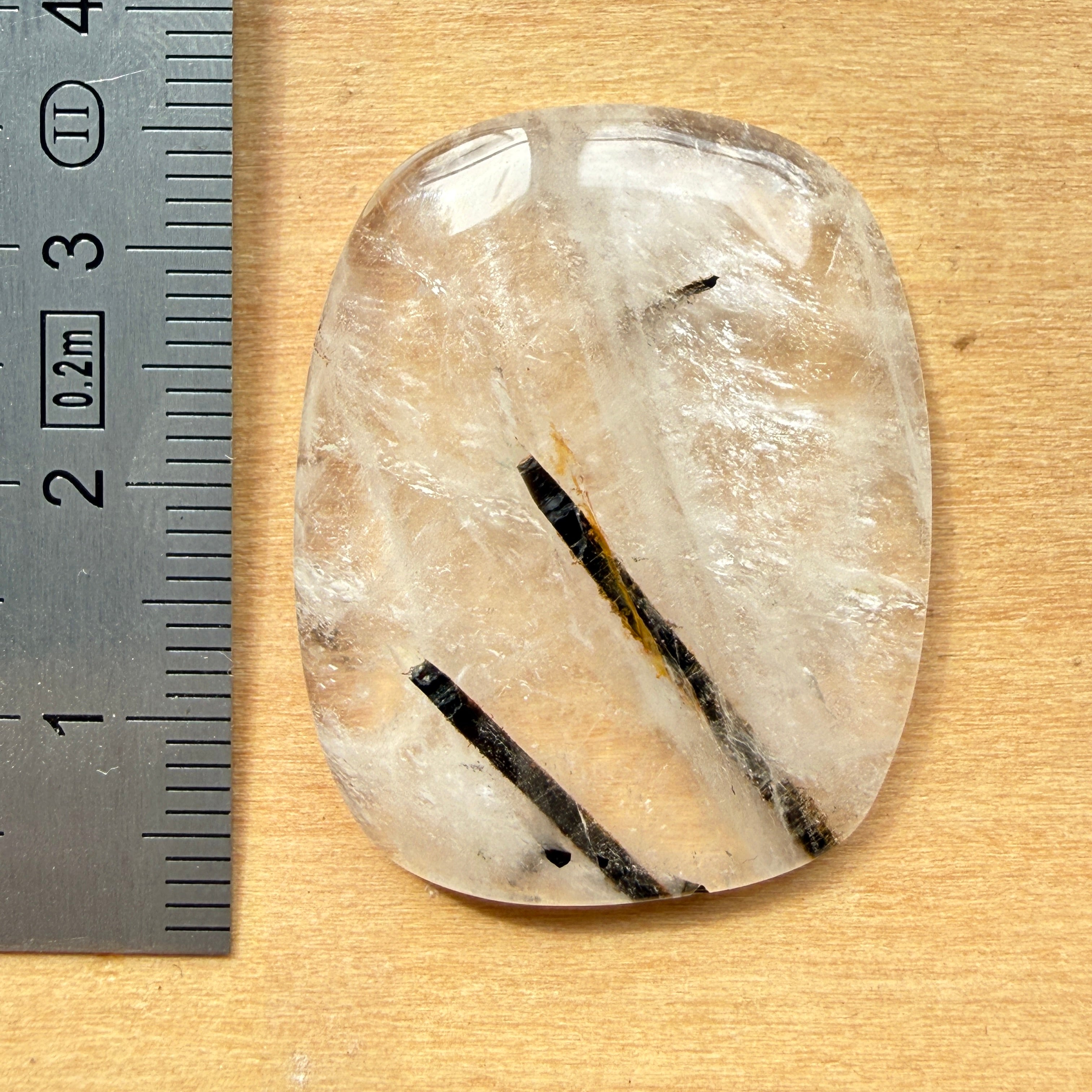 Cabochon Tourmaline Noire dans Quartz