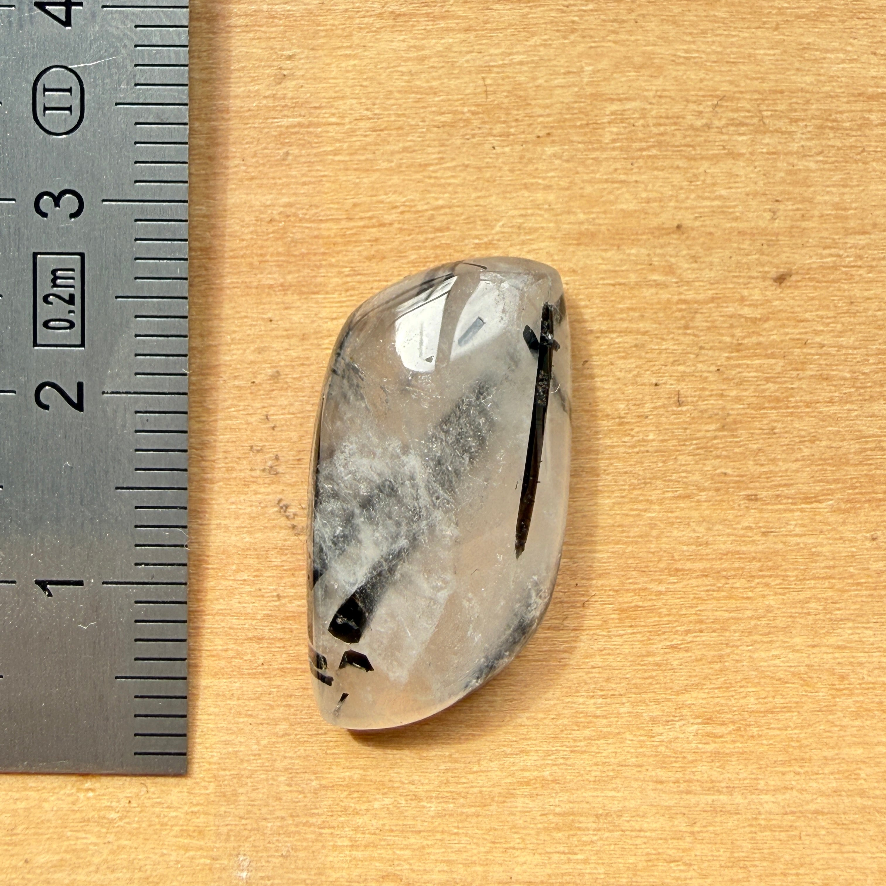 Cabochon Tourmaline Noire dans Quartz