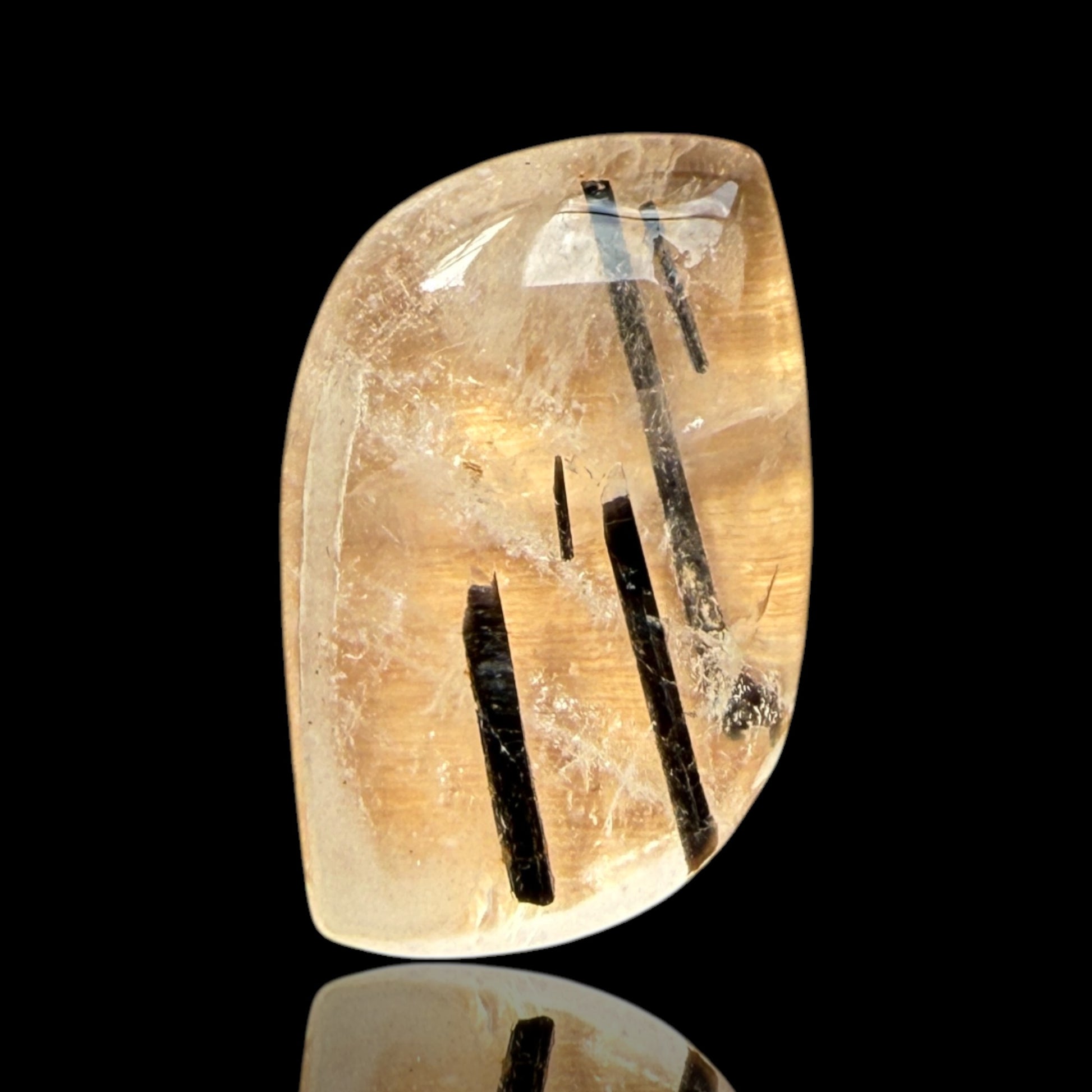 Cabochon Tourmaline Noire dans Quartz