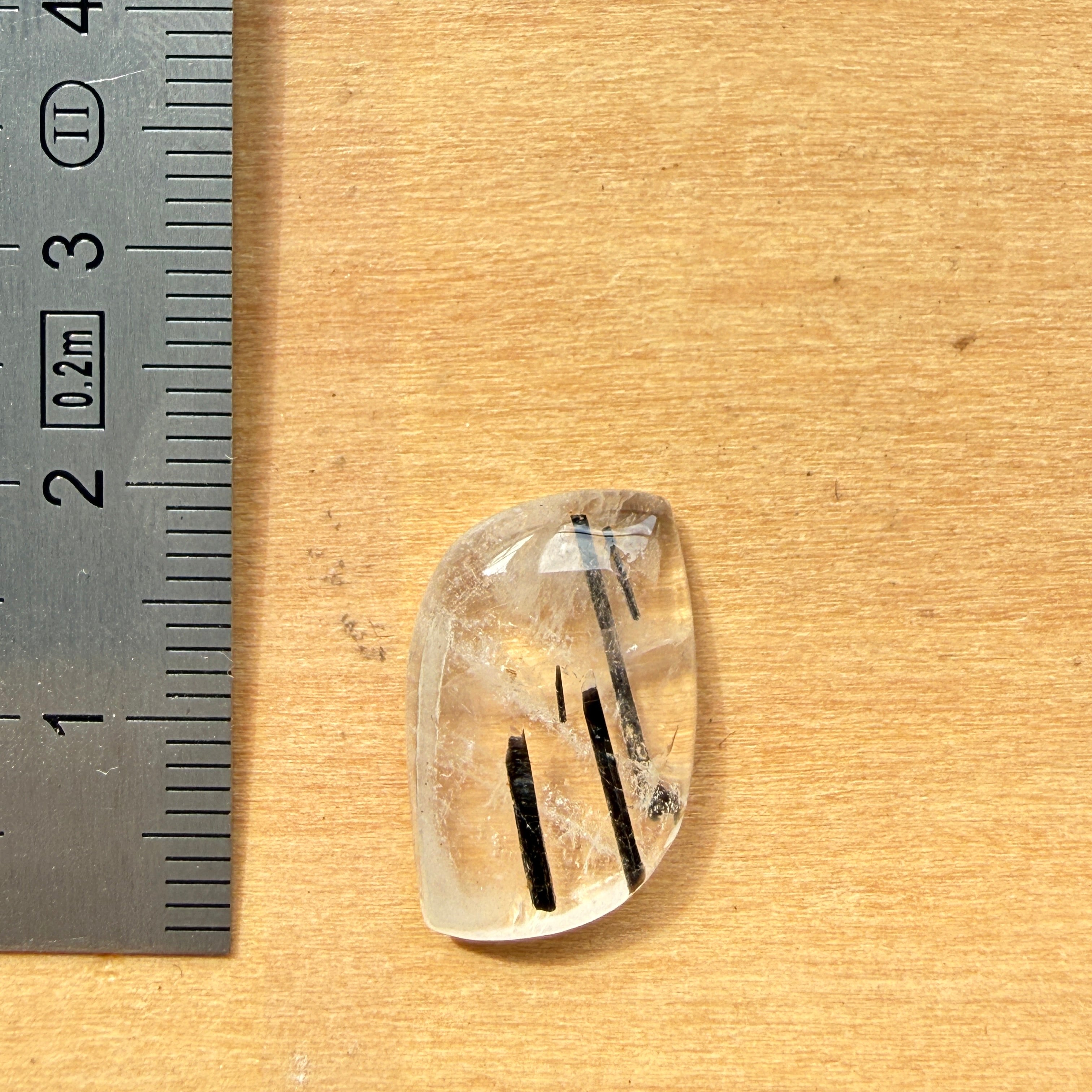 Cabochon Tourmaline Noire dans Quartz