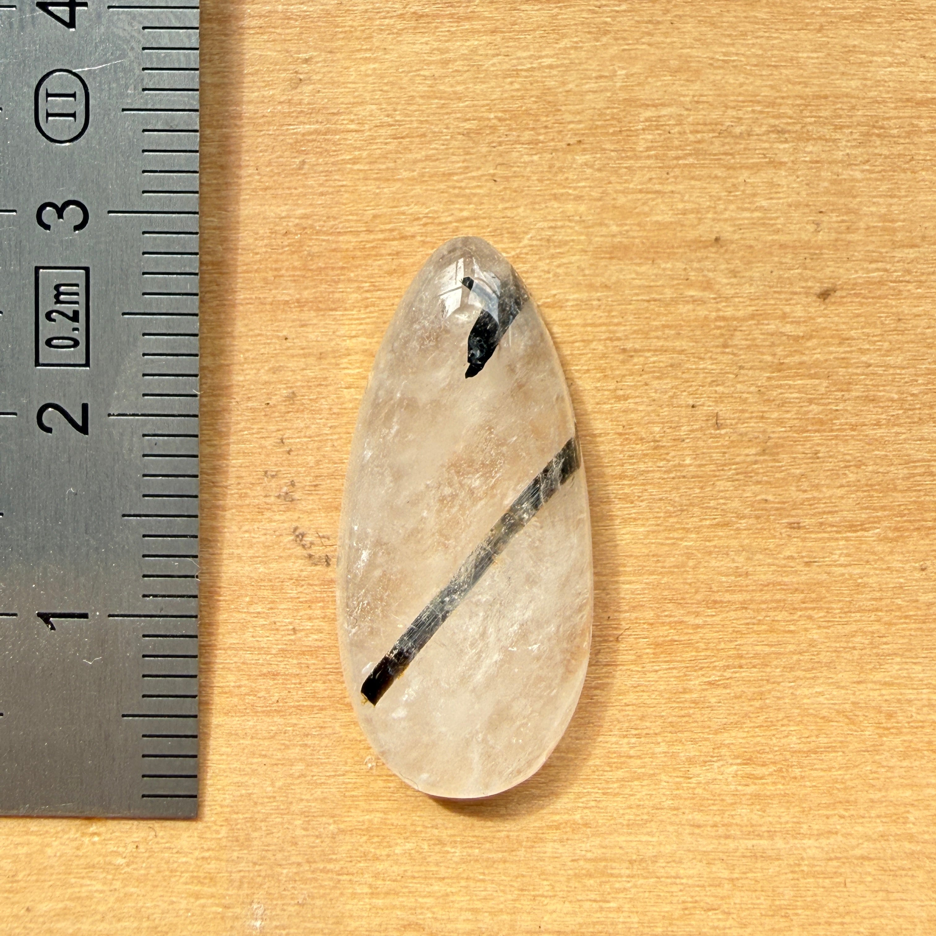 Cabochon Tourmaline Noire dans Quartz