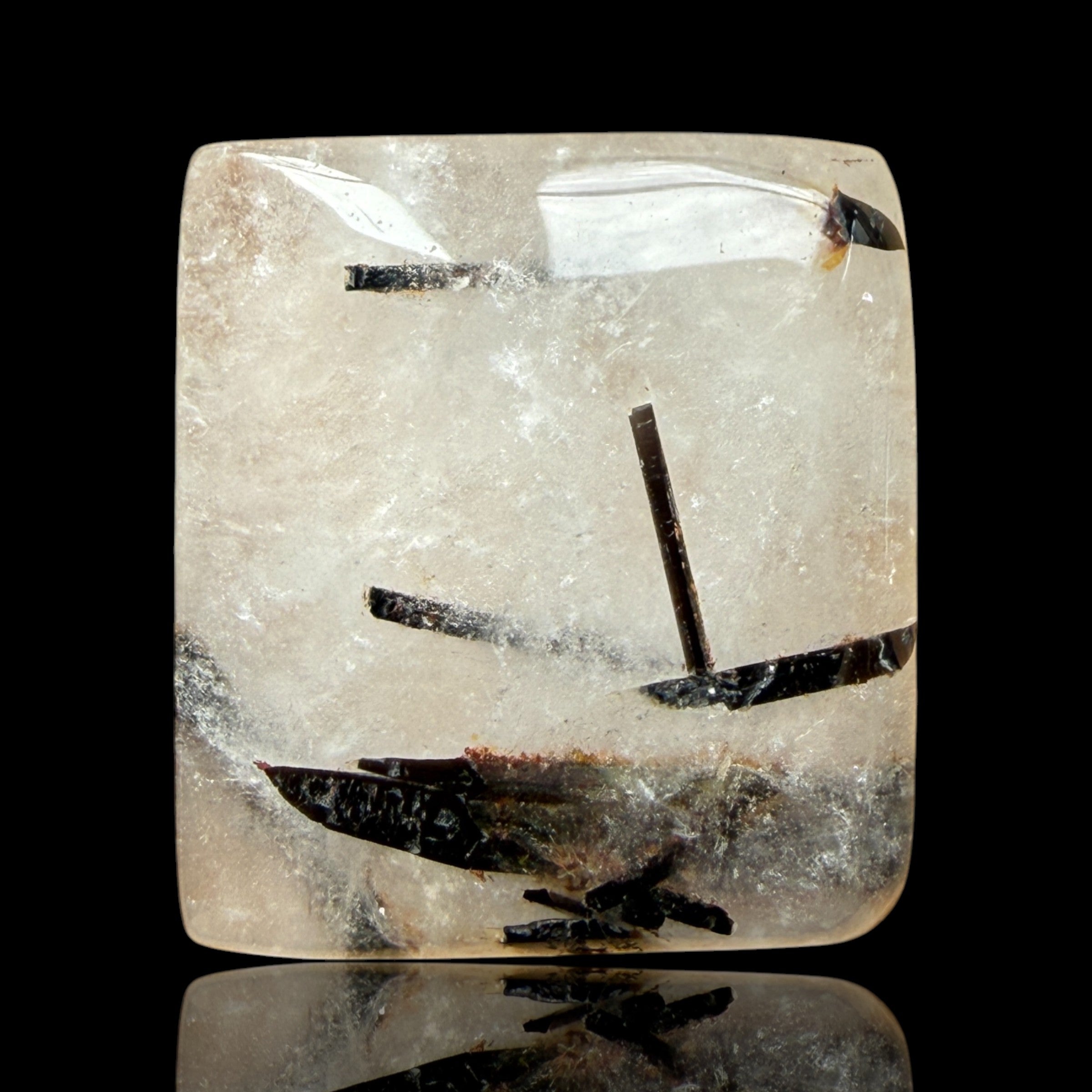Cabochon Tourmaline Noire dans Quartz