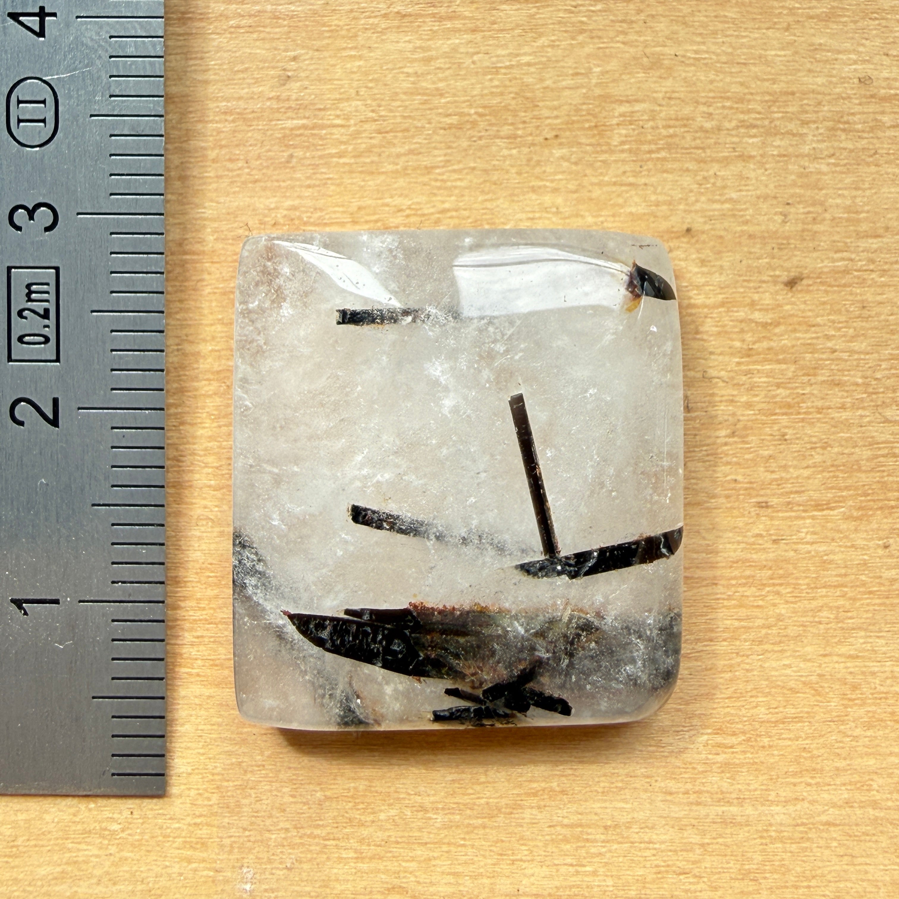 Cabochon Tourmaline Noire dans Quartz